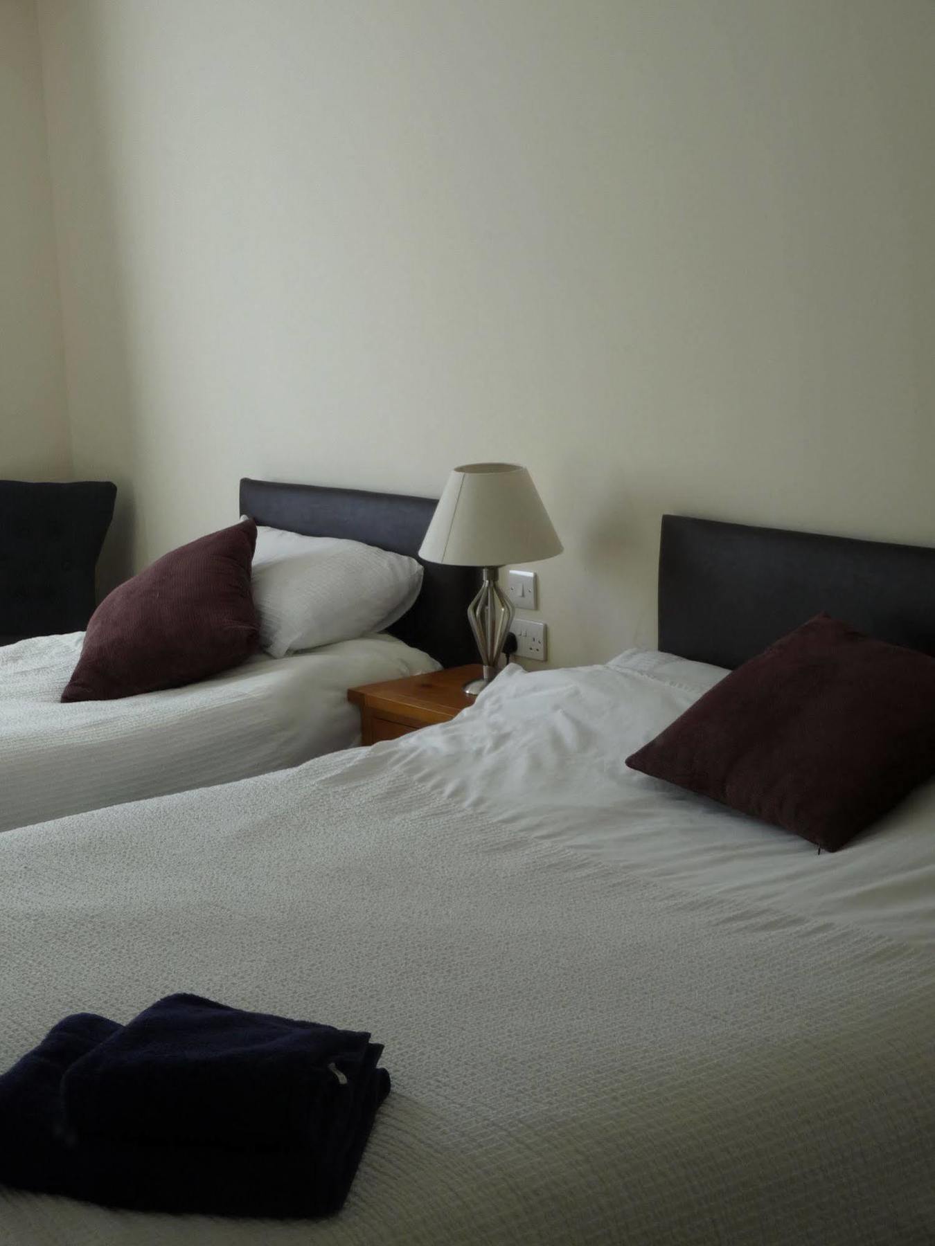 וויק Riverside Apartments מראה חיצוני תמונה