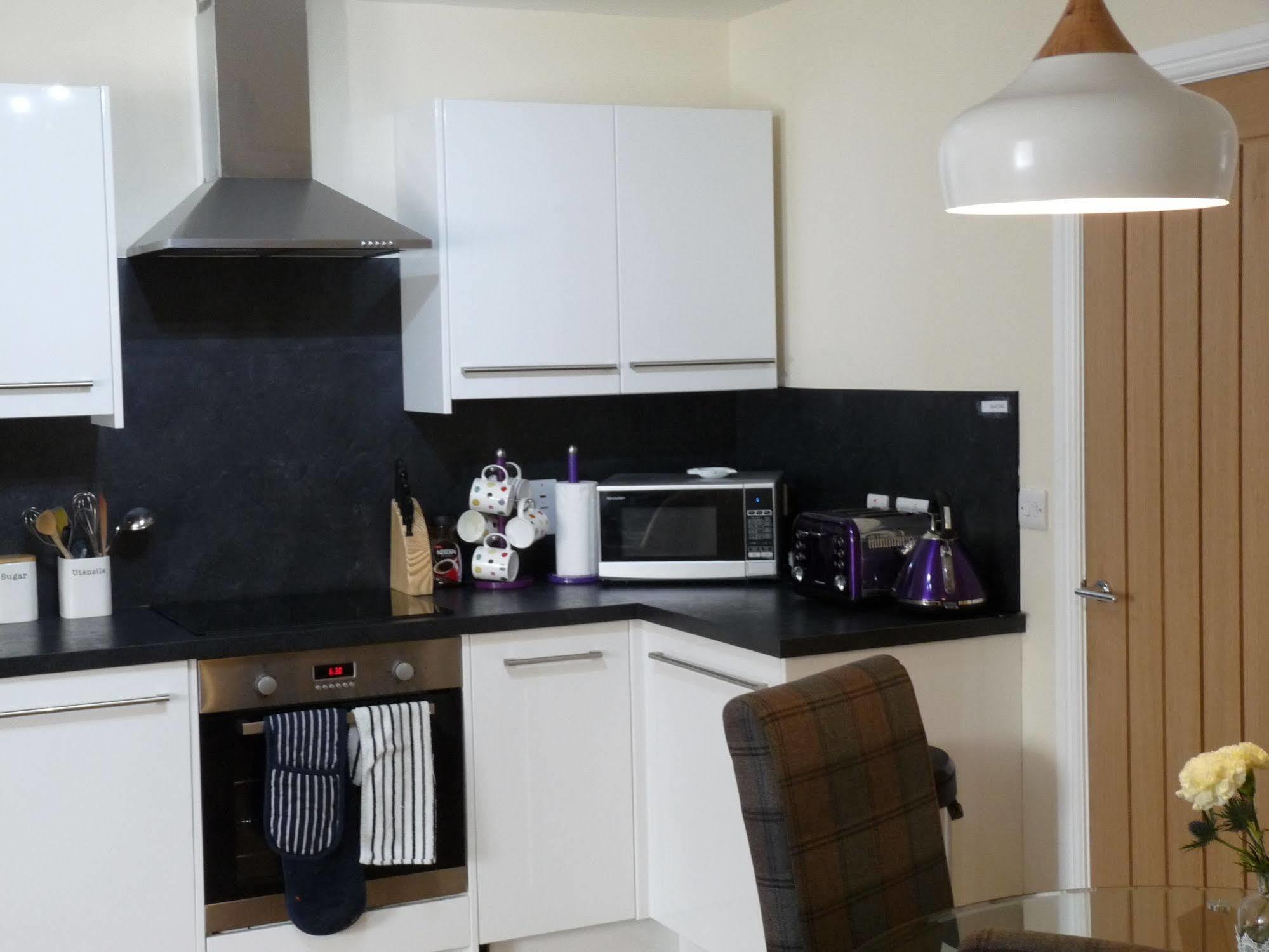 וויק Riverside Apartments מראה חיצוני תמונה